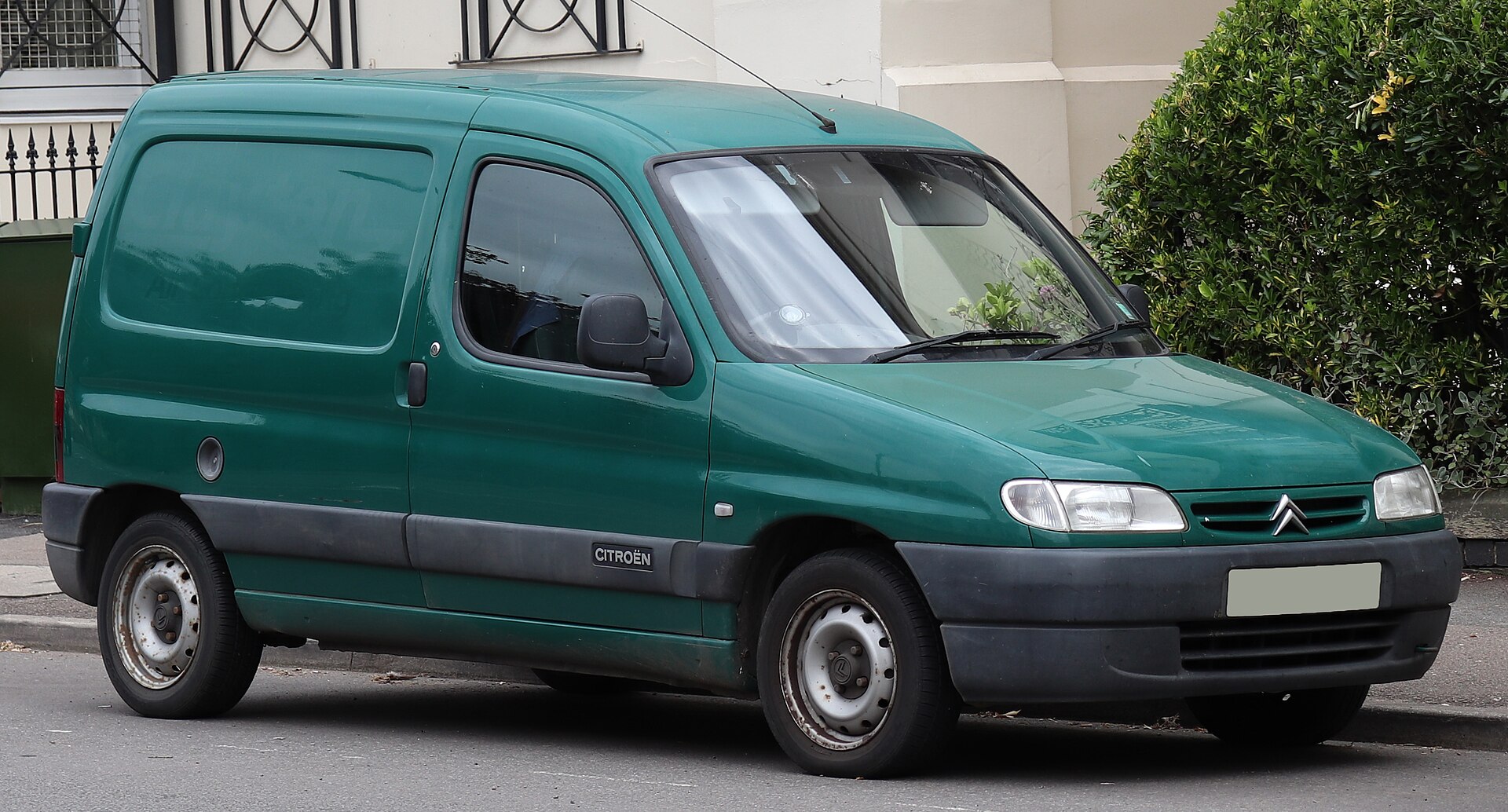 CITROEN BERLINGO FEEL PACK L2